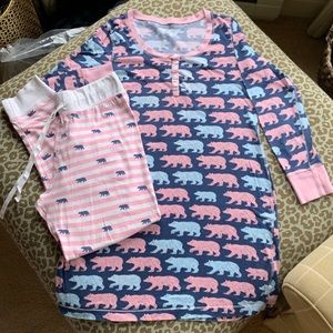 Nightgown and sleep pants / joggers, M